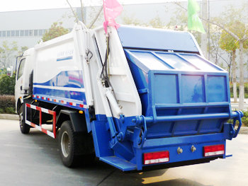 DONGFENG 6-8CBM COMPACTOR GARBAGE TRUCK
