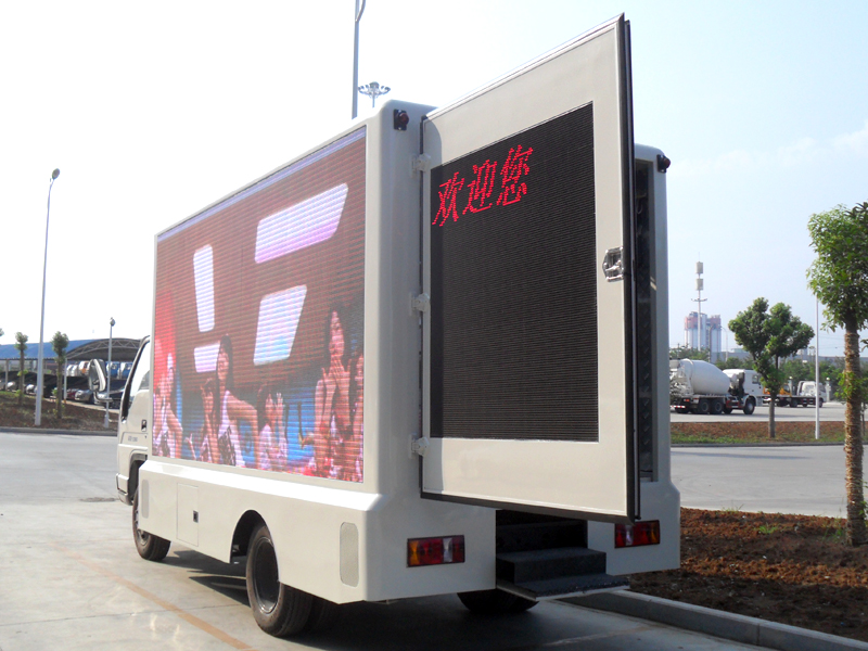 Foton 4*2 Mini Mobile Advertising LED Truck