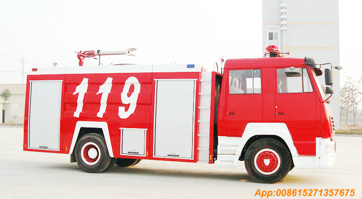 Sino Steyr King 4x2 Fire Trucks 8T Water Foam <Customization LHD RHD>
