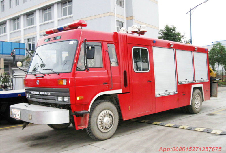 EQ 4x2/ 4X4 5T water foam tanker fire truck with 3Tcrane Lighting fire rescue