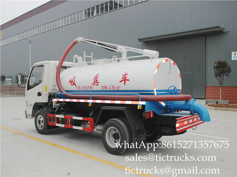 Samll Cheap Sewage Suction Truck Septic Tank Truck ,Cesspit Emptier Vacuum Truck 4500L- Euro 3/6 Tanker