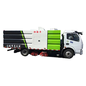 Efficient Road Sweeper 8000 Liters Street Cleaning Truck Road Sweeper Euro 3.6