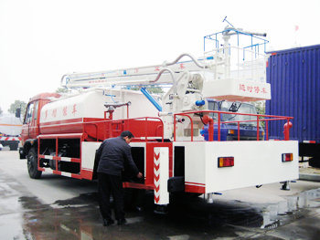 Dongfeng Aerial Platform Working Truck with Water Sprinkler Water Tank Volume 4000 L