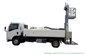 Isuzu Lavatory Service Truck Clean Water Tank 1400L Sewage Tank 2360L (Aircraft Sewage Tanker With Vacuum Pump Electric Diesel Vehicle)