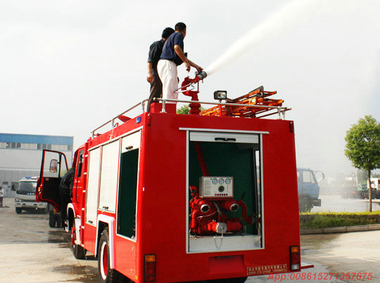 EQ 4x2/ 4X4 5T water foam tanker fire truck