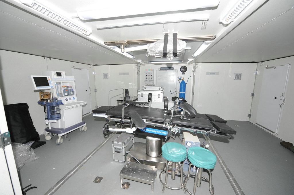 Dongfeng Offroad 6x6 Mobile Health Unit System(MHU)