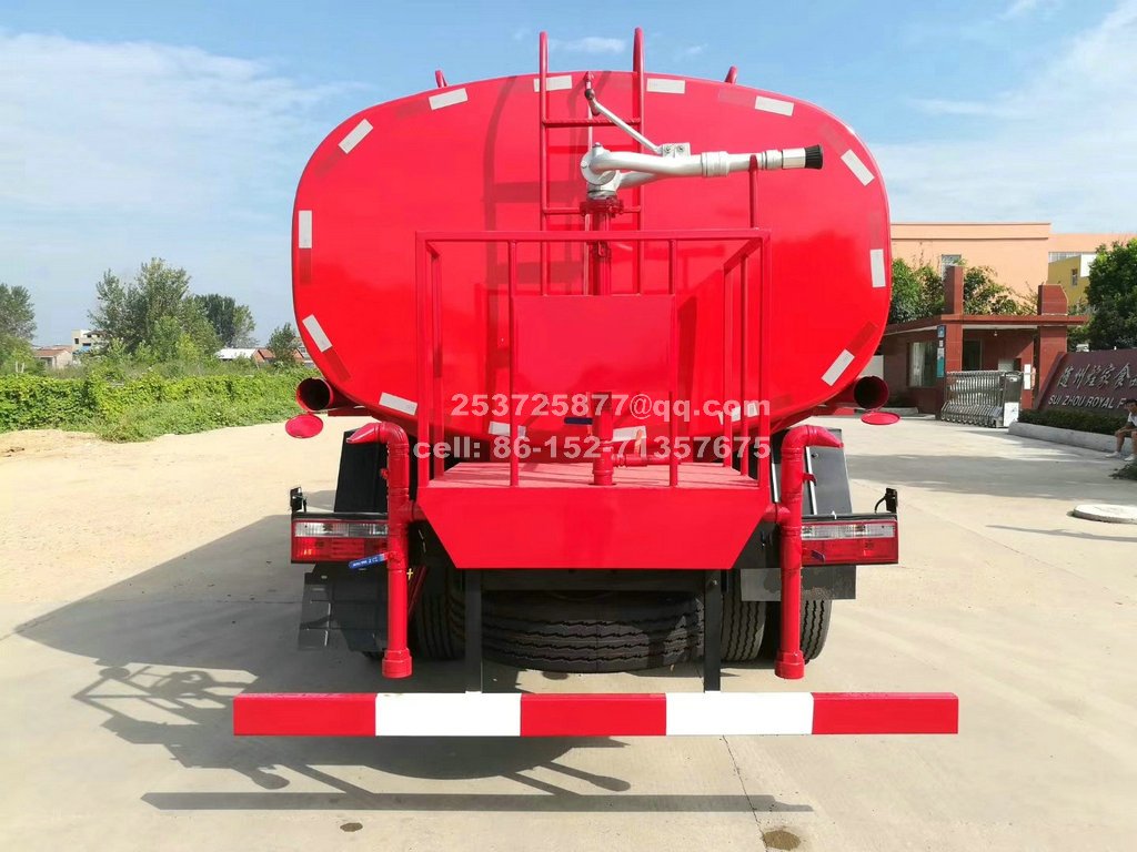 Dongfeng 4x4 AWD Off Road Water Tender Truck With Fire Monitor 