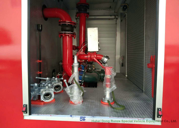 HOWO Foam Fire Truck 4 X 4 Off Road All Wheel Drive with 6500Liters - 8000L Water Foam Tank