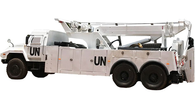 Dong Run Off Road 6x6 Rotator Recovery Truck Vehicle with Two Hydraulic Winch Tow 25T 