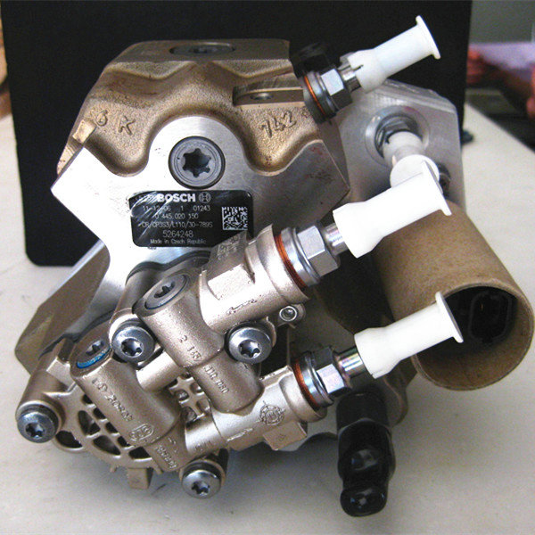 CUMMlNS ISDe Diesel Injection Pump 5264248 BOSCH 0445020150